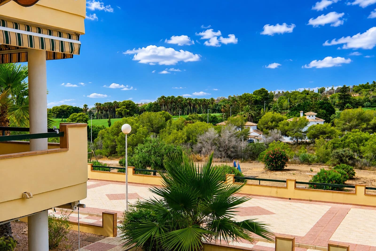3 chambre Appartement à vendre à Campoamor avec piscine - 289 995 € (Ref: 9998138)