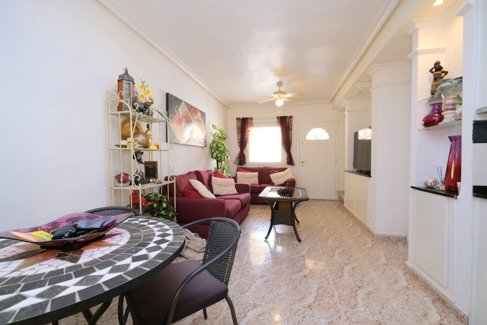 2 soveværelse Byhus til salg i Villamartin med swimmingpool garage - € 169.995 (Ref: 9999712)