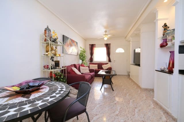 2 soveværelse Byhus til salg i Villamartin, Orihuela med swimmingpool garage - € 169.995 (Ref: 9999712)