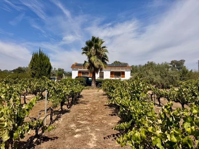 2 bedroom Finca/Country House for sale in Ginestar with pool - € 295,000 (Ref: 10018745)