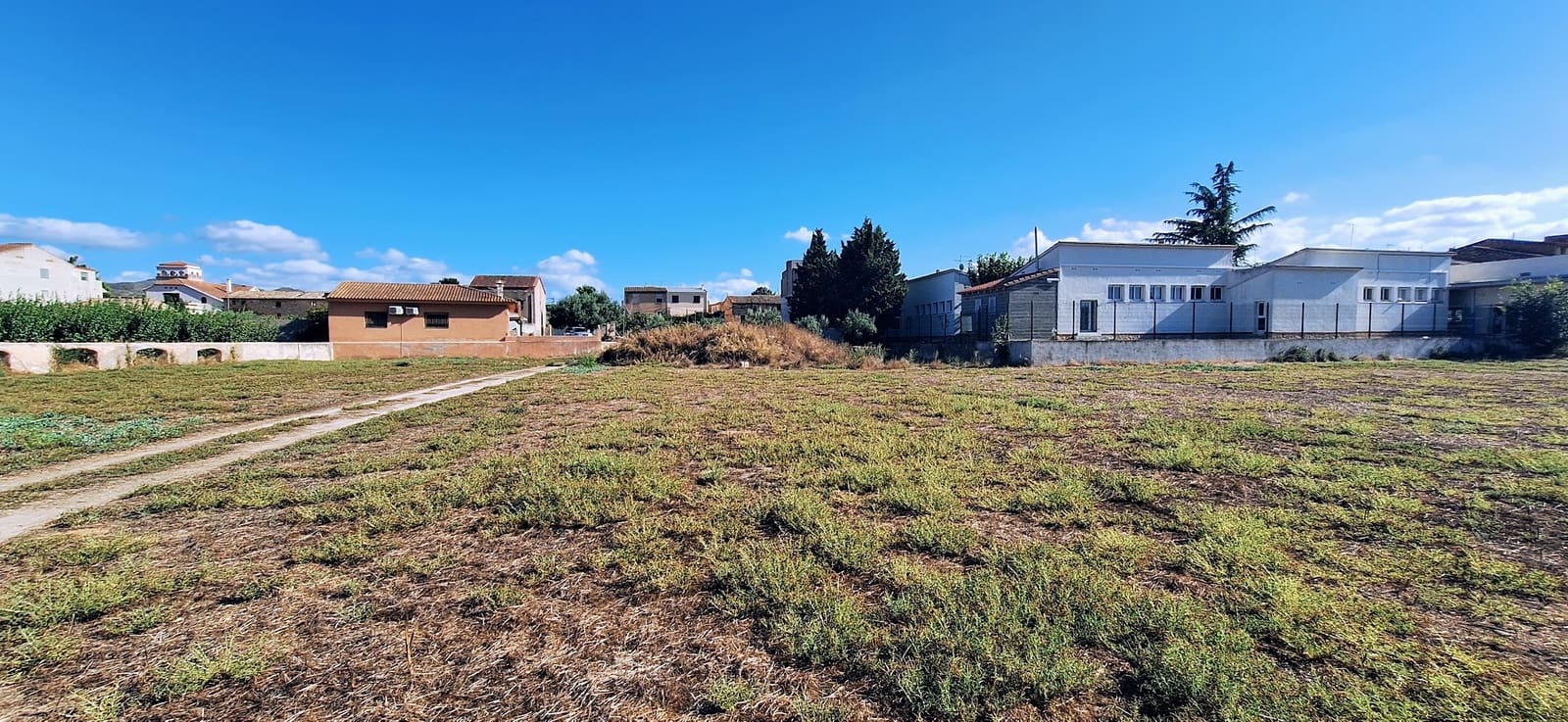 Landgrundstück zu verkaufen in Ginestar - 85.000 € (Ref: 10041790)