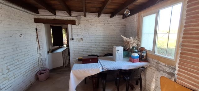 Finca/Herregård til salgs i Ginestar - € 59 000 (Ref: 10045687)