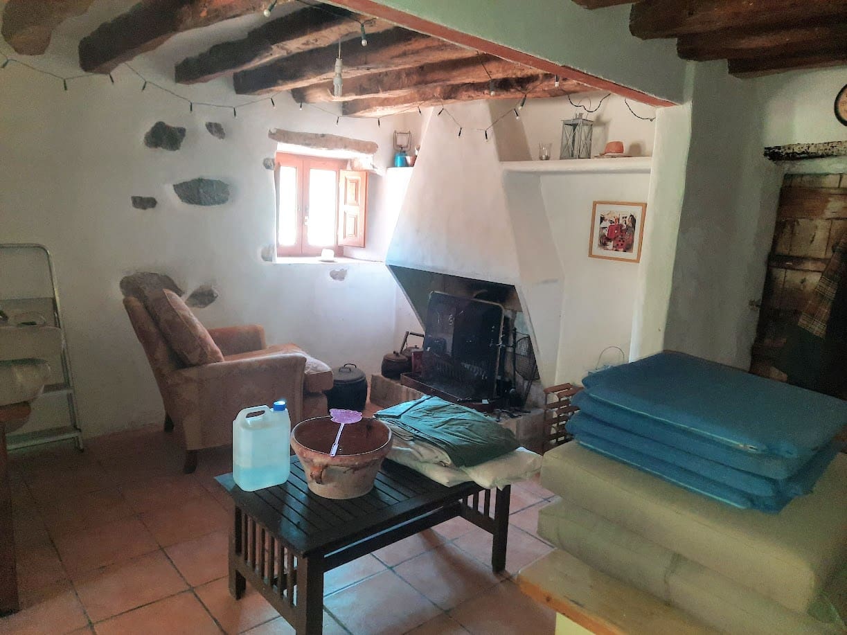 3 soveværelse Finca/Landehus til salg i Ginestar - € 180.000 (Ref: 7524667)