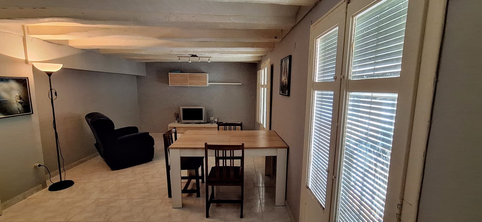 Byhus til salg i Ginestar - € 69.000 (Ref: 8085423)