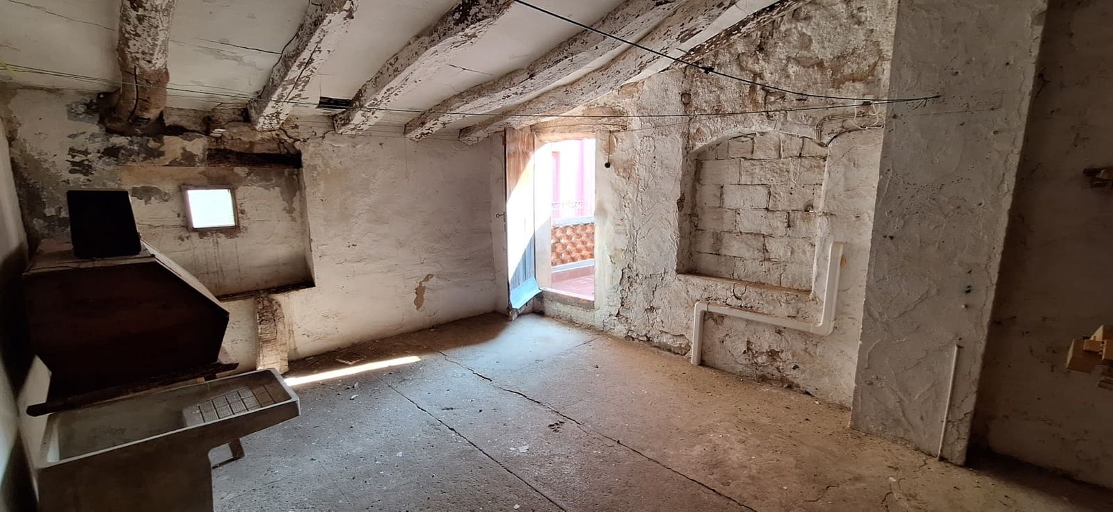 Byhus til salg i Ginestar - € 69.000 (Ref: 8085423)