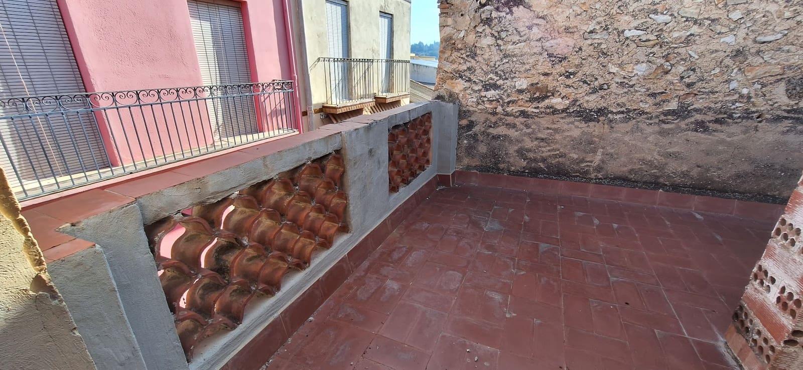 Byhus til salg i Ginestar - € 69.000 (Ref: 8085423)