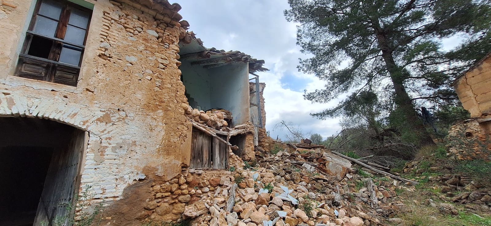 Finka/Dom wiejski na sprzedaż w Tivissa - 215 000 € (Ref: 8848448)