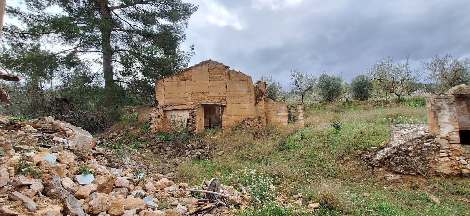 Finka/Dom wiejski na sprzedaż w Tivissa - 215 000 € (Ref: 8848448)