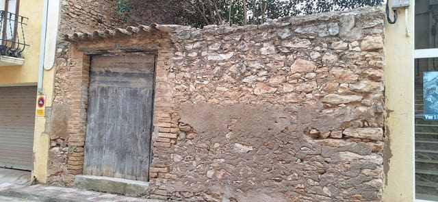 Ruin for sale in Ginestar - € 18,000 (Ref: 8862006)