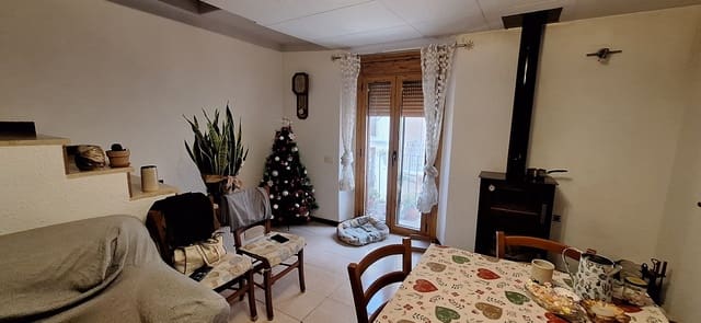 4 bedroom Townhouse for sale in Ginestar - € 105,000 (Ref: 9493869)