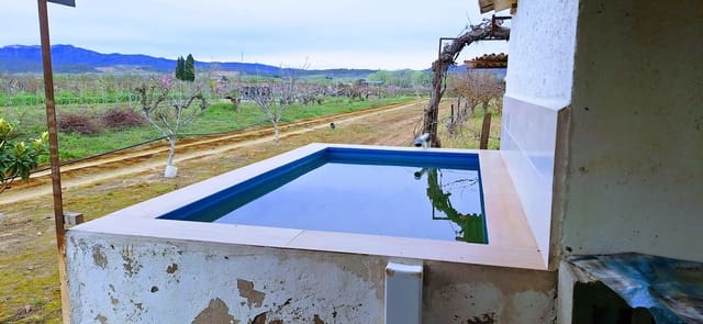 Finca/Herregård til salgs i Ginestar - € 39 000 (Ref: 9672414)