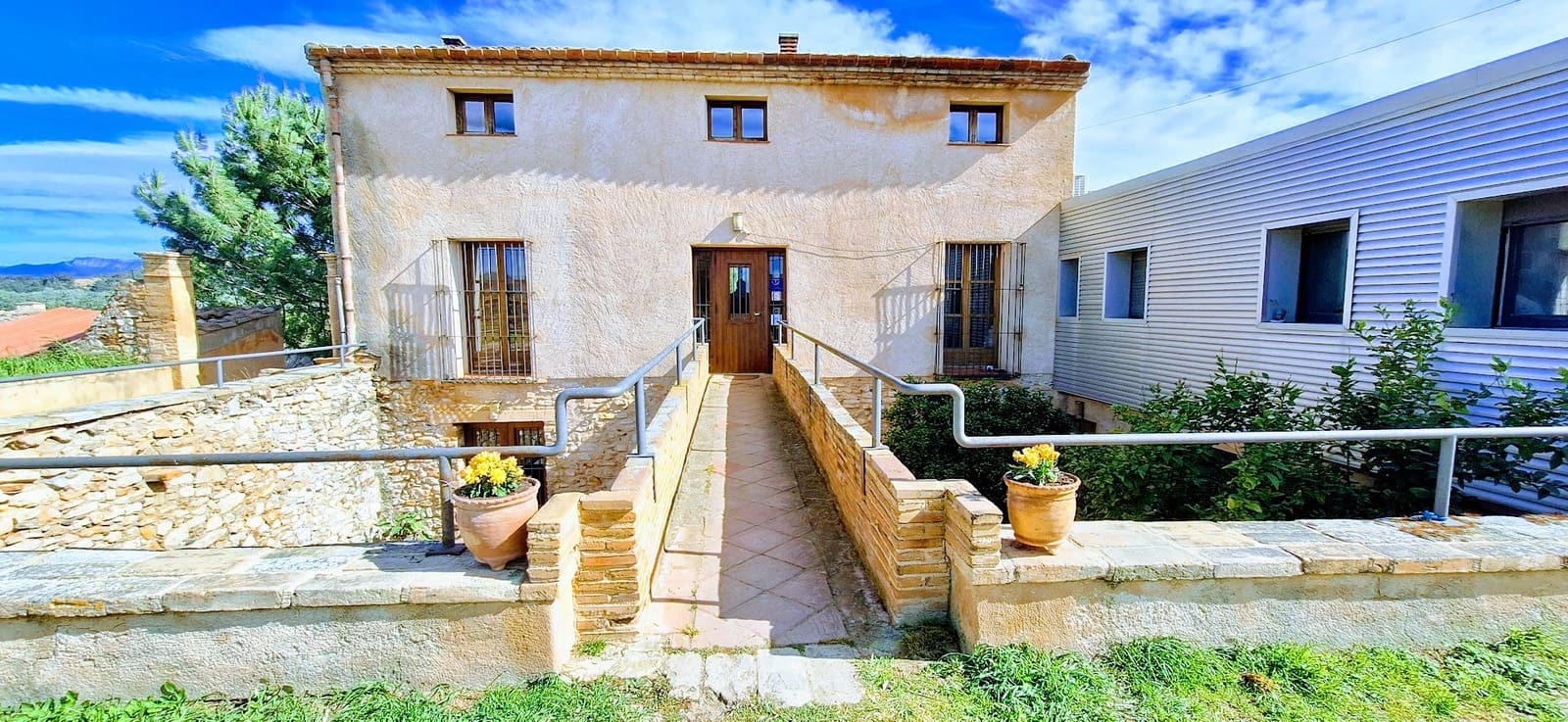 8 chambre Hôtel à vendre à Benissanet avec piscine - 690 000 € (Ref: 9737210)