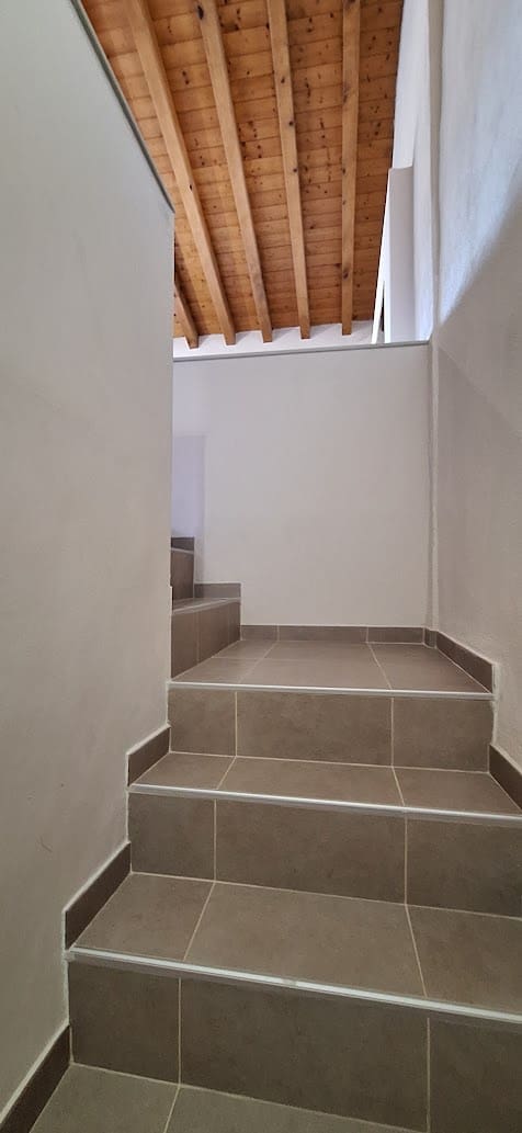 5 slaapkamer Huis te koop in Ginestar met garage - € 215.000 (Ref: 9776858)