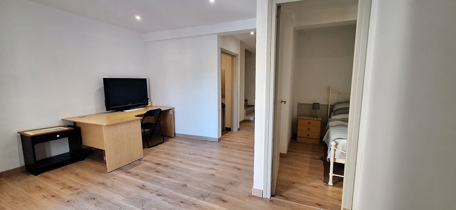 5 slaapkamer Huis te koop in Ginestar met garage - € 215.000 (Ref: 9776858)