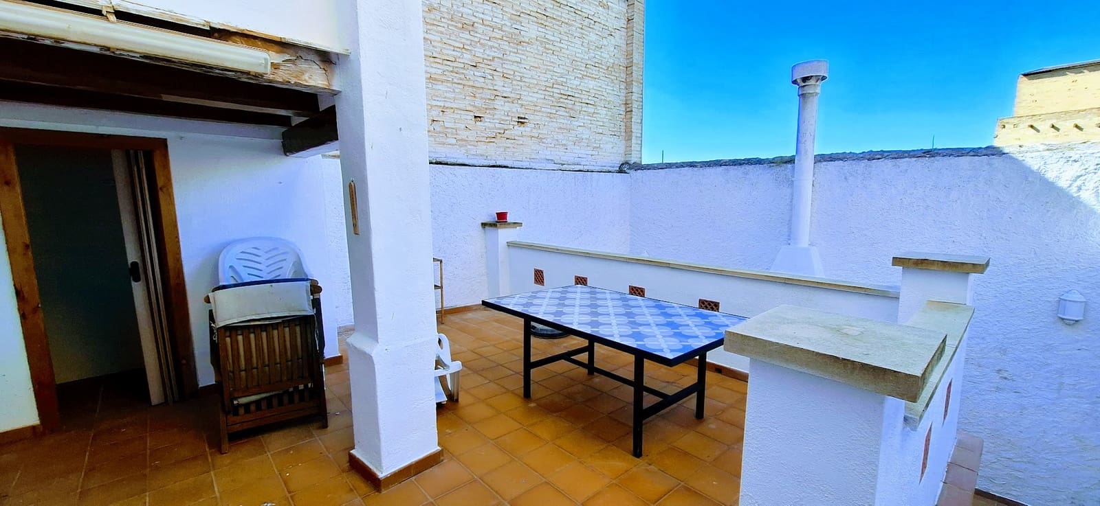 5 slaapkamer Huis te koop in Ginestar met garage - € 215.000 (Ref: 9776858)