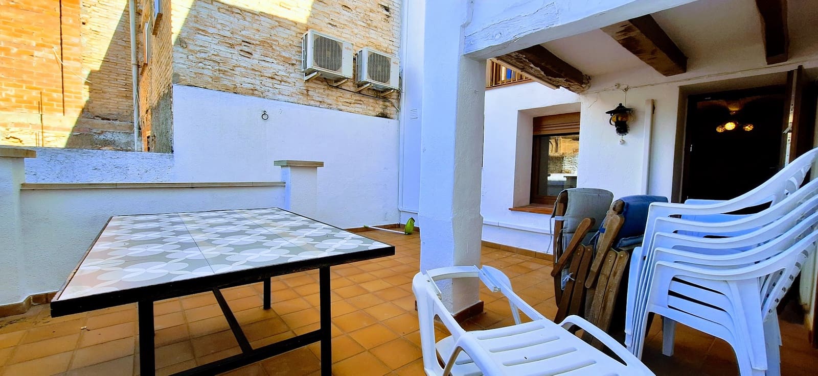 5 slaapkamer Huis te koop in Ginestar met garage - € 215.000 (Ref: 9776858)