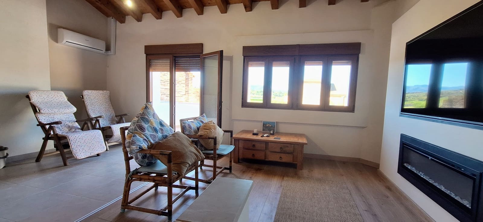 5 slaapkamer Huis te koop in Ginestar met garage - € 215.000 (Ref: 9776858)