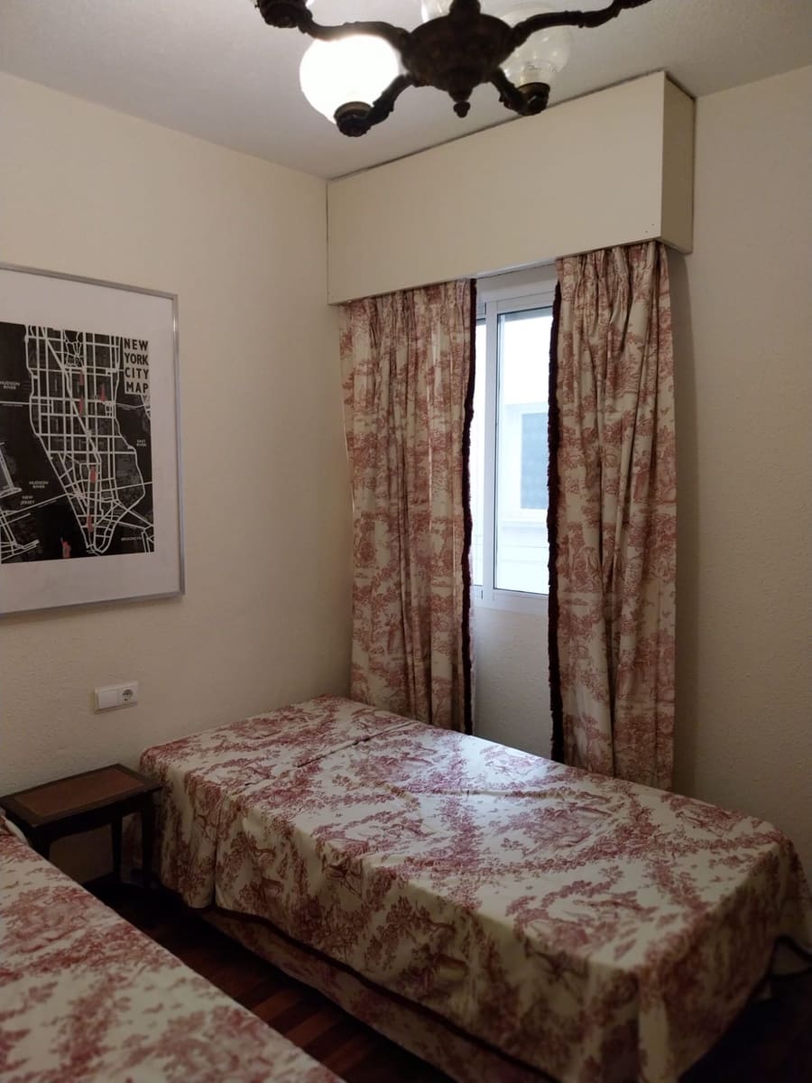 Piso de 3 habitaciones en Málaga ciudad en venta - 785.000 € (Ref: 9552453)