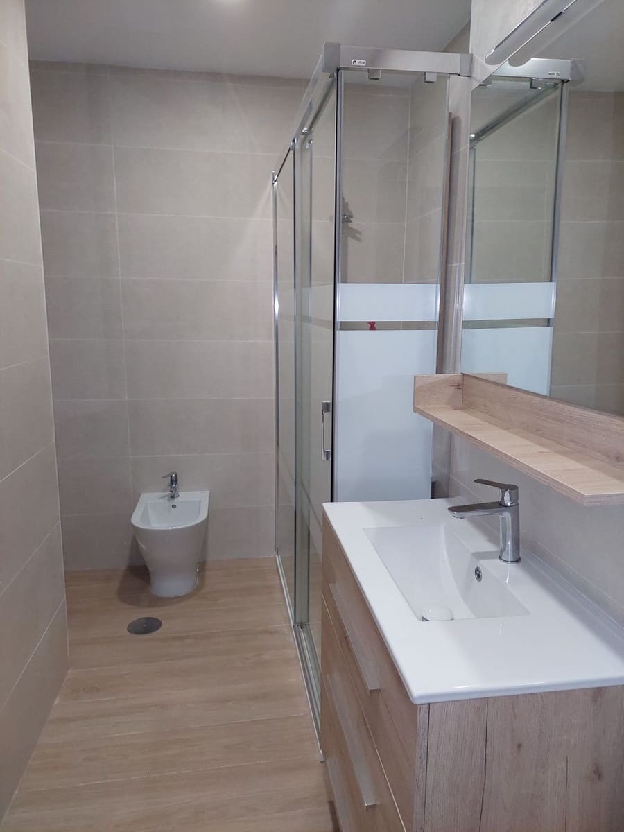 Piso de 3 habitaciones en Málaga ciudad en venta - 310.000 € (Ref: 9552455)