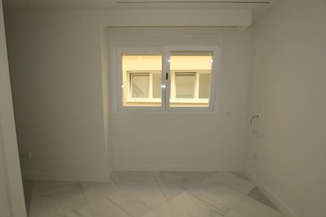 2 soveværelse Lejlighed til salg i Málaga by - € 747.000 (Ref: 9552456)