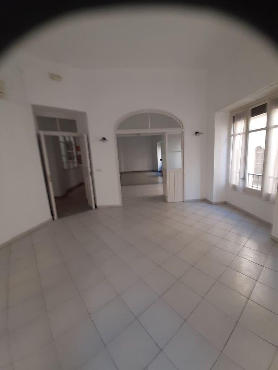 4 bedroom Office for rent in Malaga city - € 1,800 (Ref: 9552457)