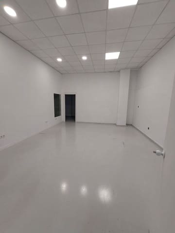 10 soveværelse Kontor til leje i Málaga by - € 3.700 (Ref: 9552459)