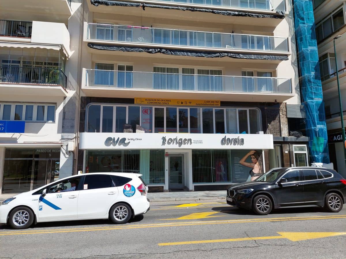 10 soveværelse Kontor til leje i Malaga by - € 3.700 (Ref: 9552459)