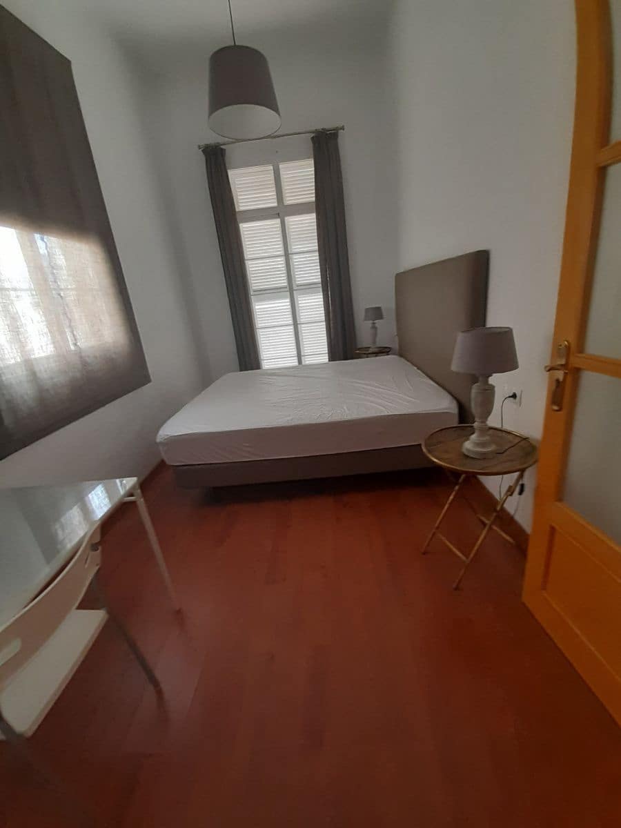 2 sovrum Lägenhet att hyra i Malaga stad - 1 600 € (Ref: 9552461)