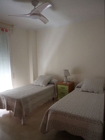 2 Zimmer Wohnung zu vermieten in Centro Historico, Málaga Stadt - 1.500 € (Ref: 9552464)