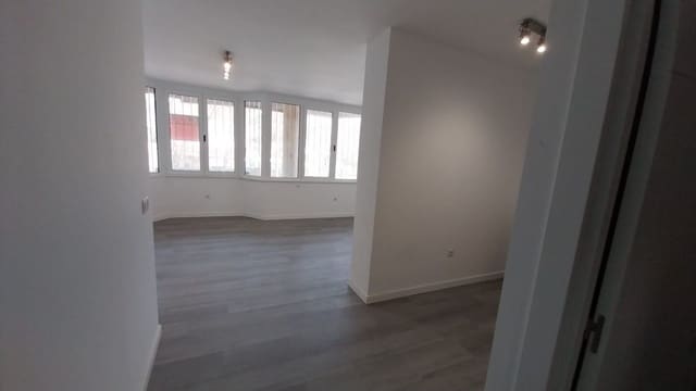 1 sovrum Kontor att hyra i Rincón de la Victoria - 700 € (Ref: 9552466)