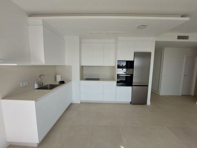 2 soveværelse Lejlighed til leje i Pedregalejo, Málaga by - € 2.200 (Ref: 9560897)