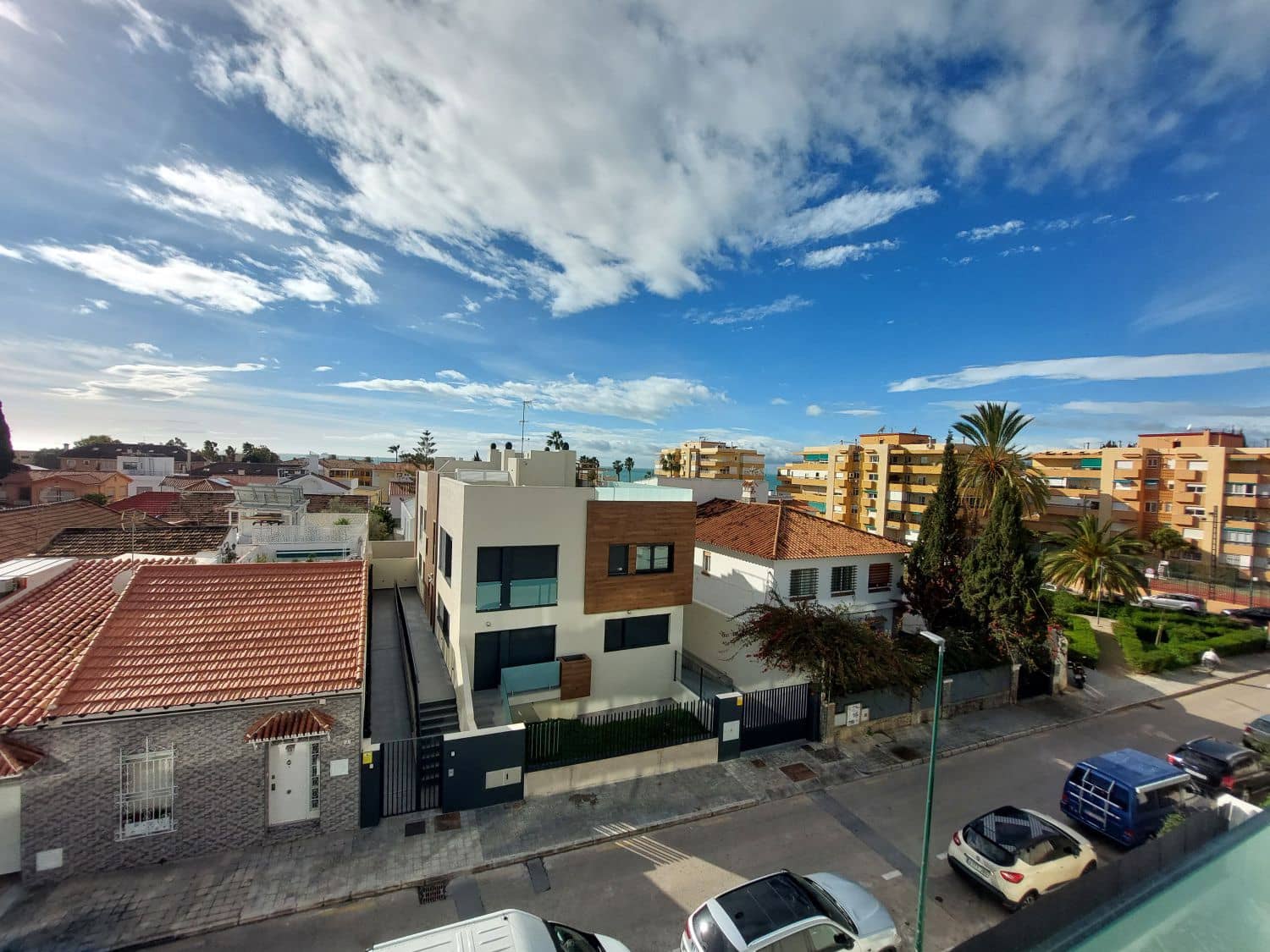 2 soveværelse Lejlighed til leje i Malaga by - € 2.200 (Ref: 9560897)