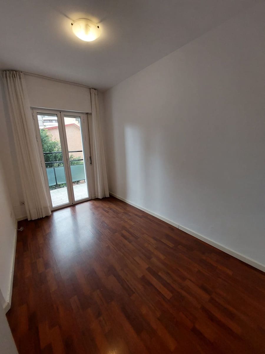 2 soveværelse Lejlighed til leje i Malaga by med garage - € 1.650 (Ref: 9570818)