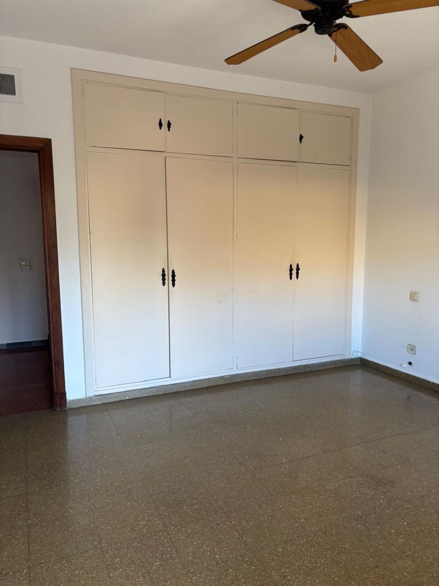 4 Zimmer Wohnung zu verkaufen in Malaga Stadt - 945.000 € (Ref: 9604685)