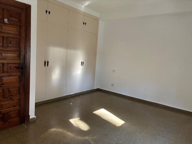 Piso de 4 habitaciones en Málaga ciudad en venta - 945.000 € (Ref: 9604685)