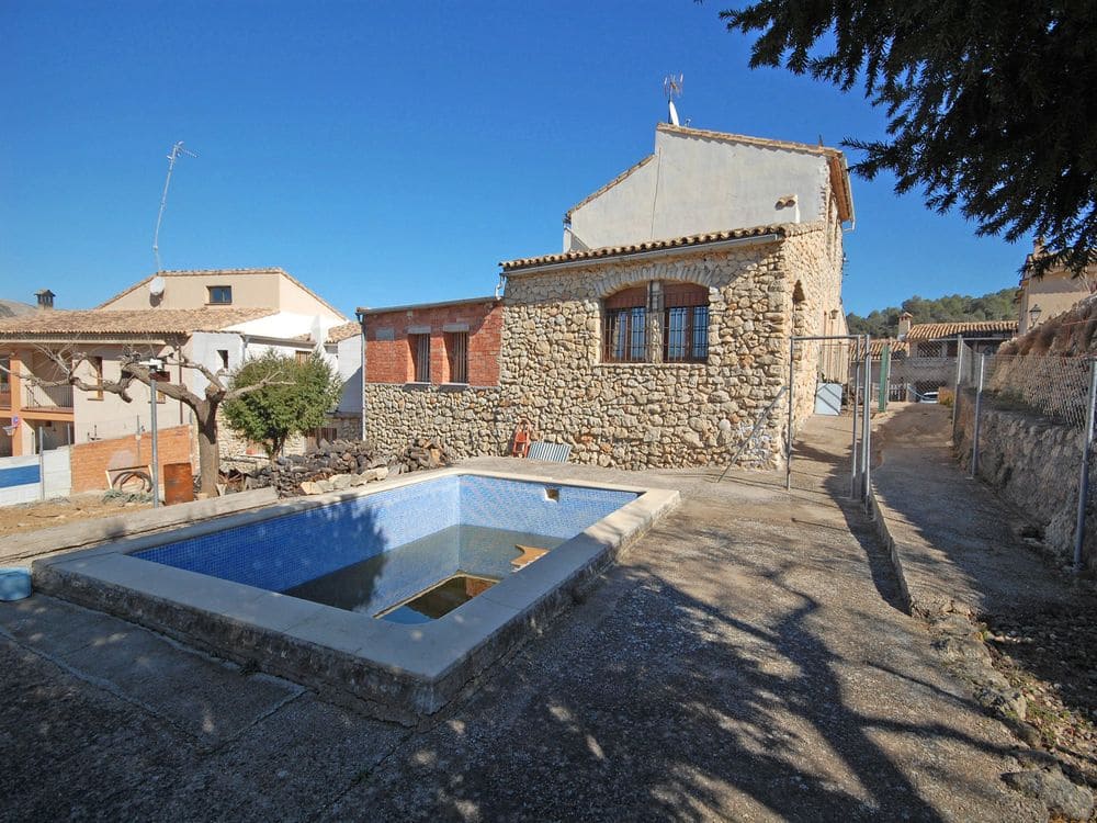 5 sypialnia Finka/Dom wiejski na sprzedaż w La Vall d'Alcala z basenem - 345 000 € (Ref: 8104099)