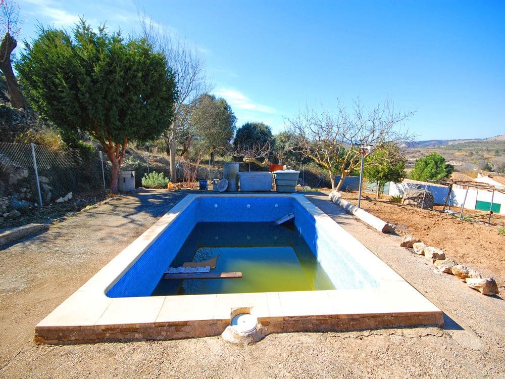 5 sypialnia Finka/Dom wiejski na sprzedaż w La Vall d'Alcala z basenem - 345 000 € (Ref: 8104099)