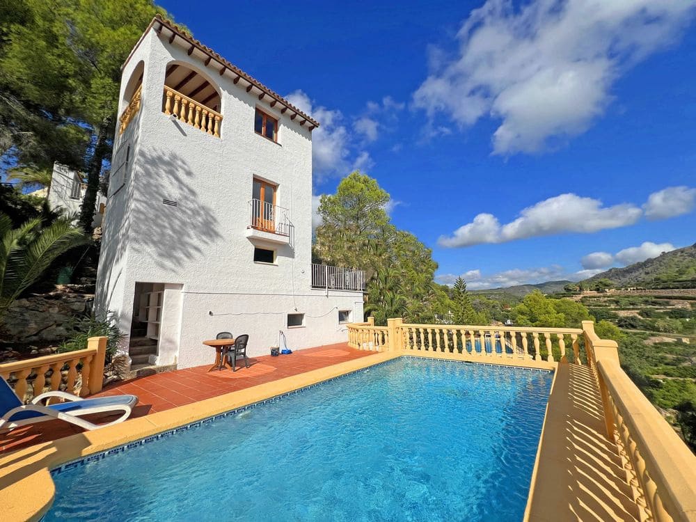 2 soveværelse Villa til salg i L'Atzuvia med swimmingpool - € 275.000 (Ref: 9254650)