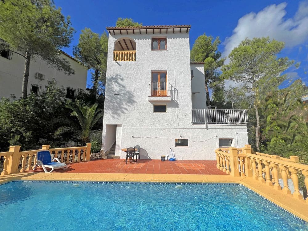 2 soveværelse Villa til salg i L'Atzuvia med swimmingpool - € 275.000 (Ref: 9254650)