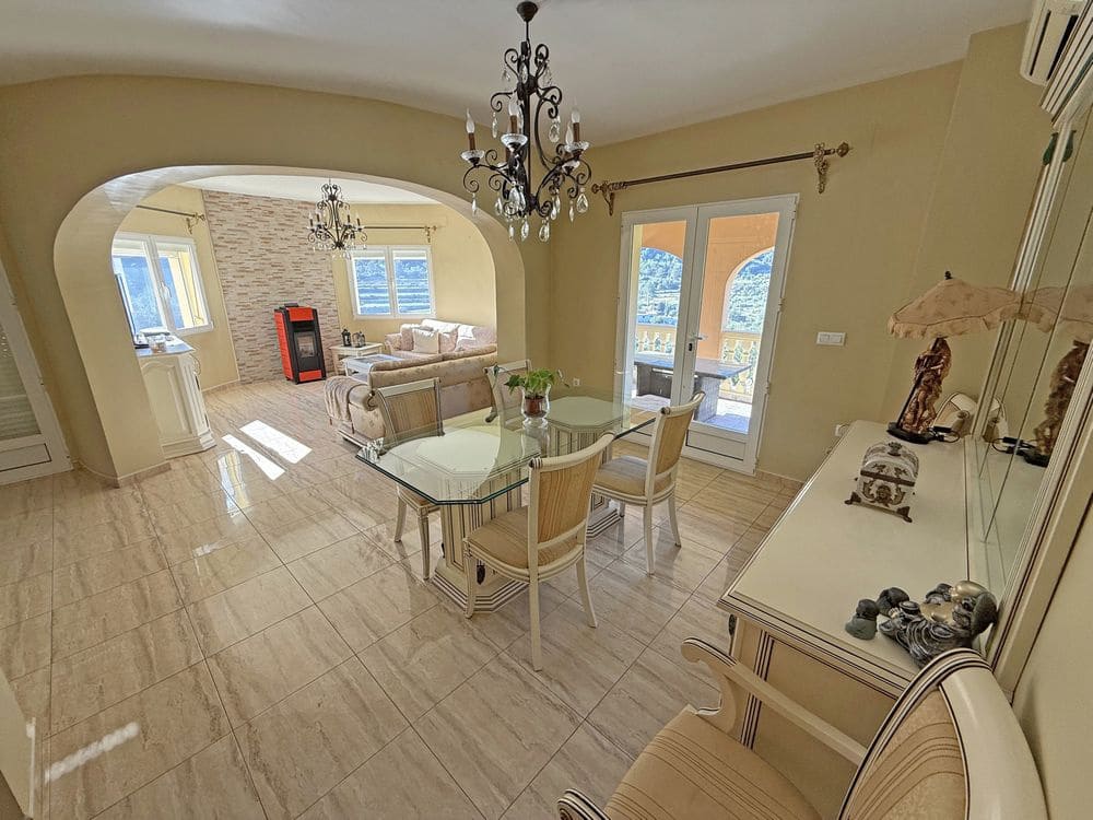 4 soverom Villa til salgs i Pedreguer - € 599 000 (Ref: 9780815)