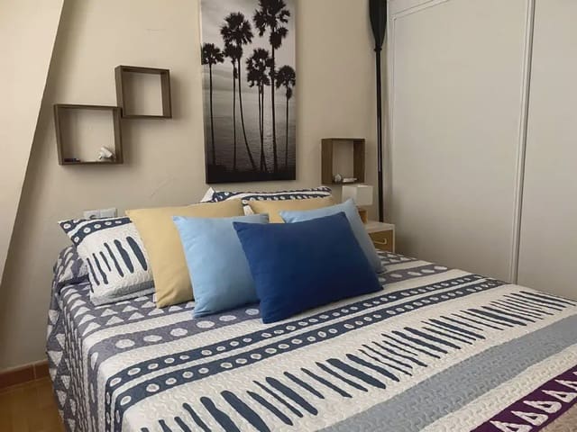 Piso de 3 habitaciones en La Manga del Mar Menor en venta con piscina garaje - 225.000 € (Ref: 10021382)