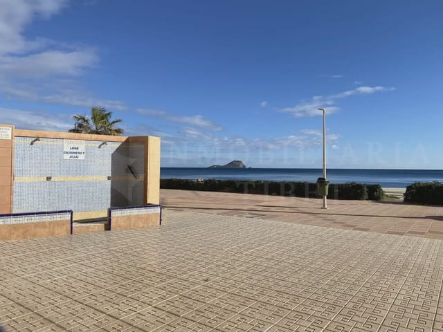 Piso de 3 habitaciones en La Manga del Mar Menor en venta con piscina garaje - 225.000 € (Ref: 10021382)