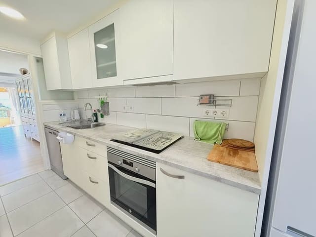 1 camera da letto Appartamento sulla Spiaggia in vendita in La Manga del Mar Menor con piscina - 189.000 € (Rif: 10021503)