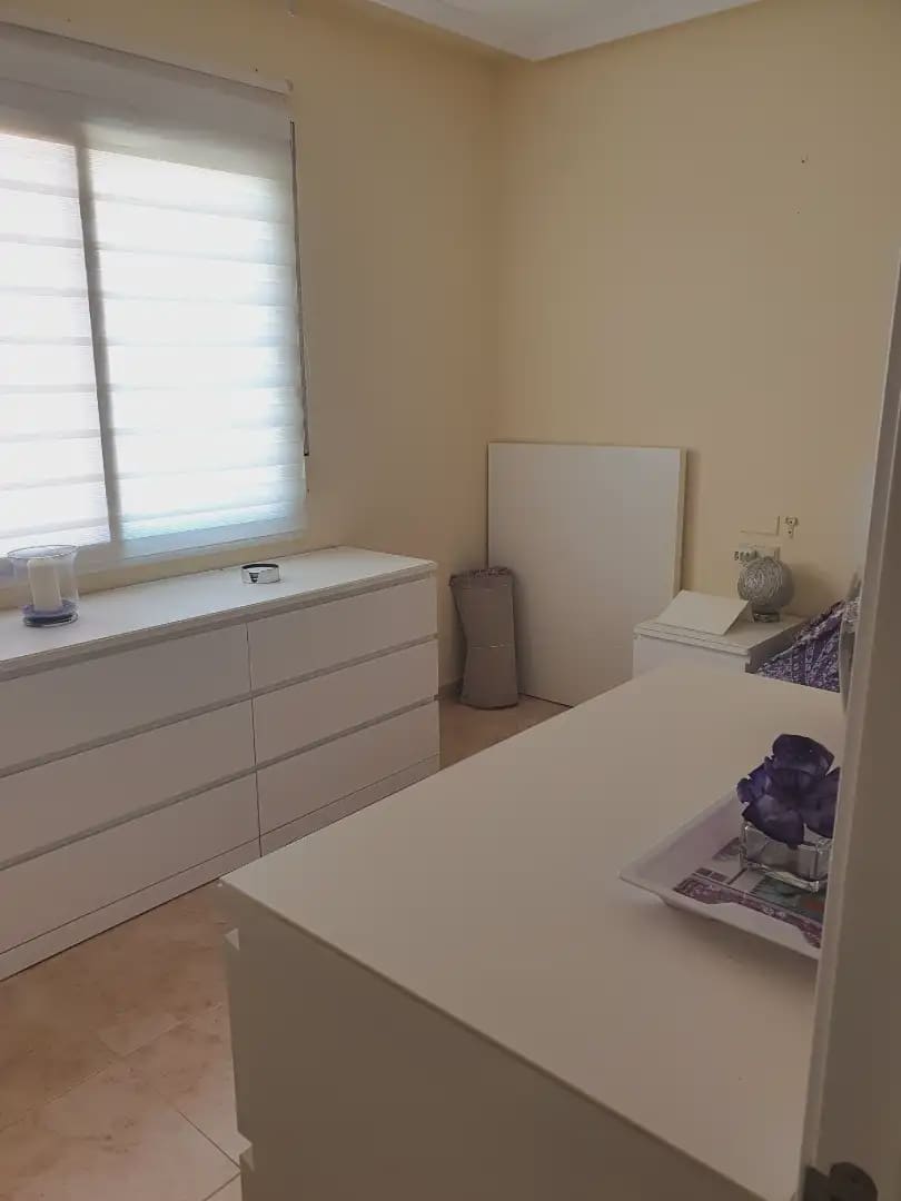 Villa/Maison Mitoyenne de 3 chambres à louer à Cala Flores avec piscine garage - 1 500 € (Ref: 10021505)