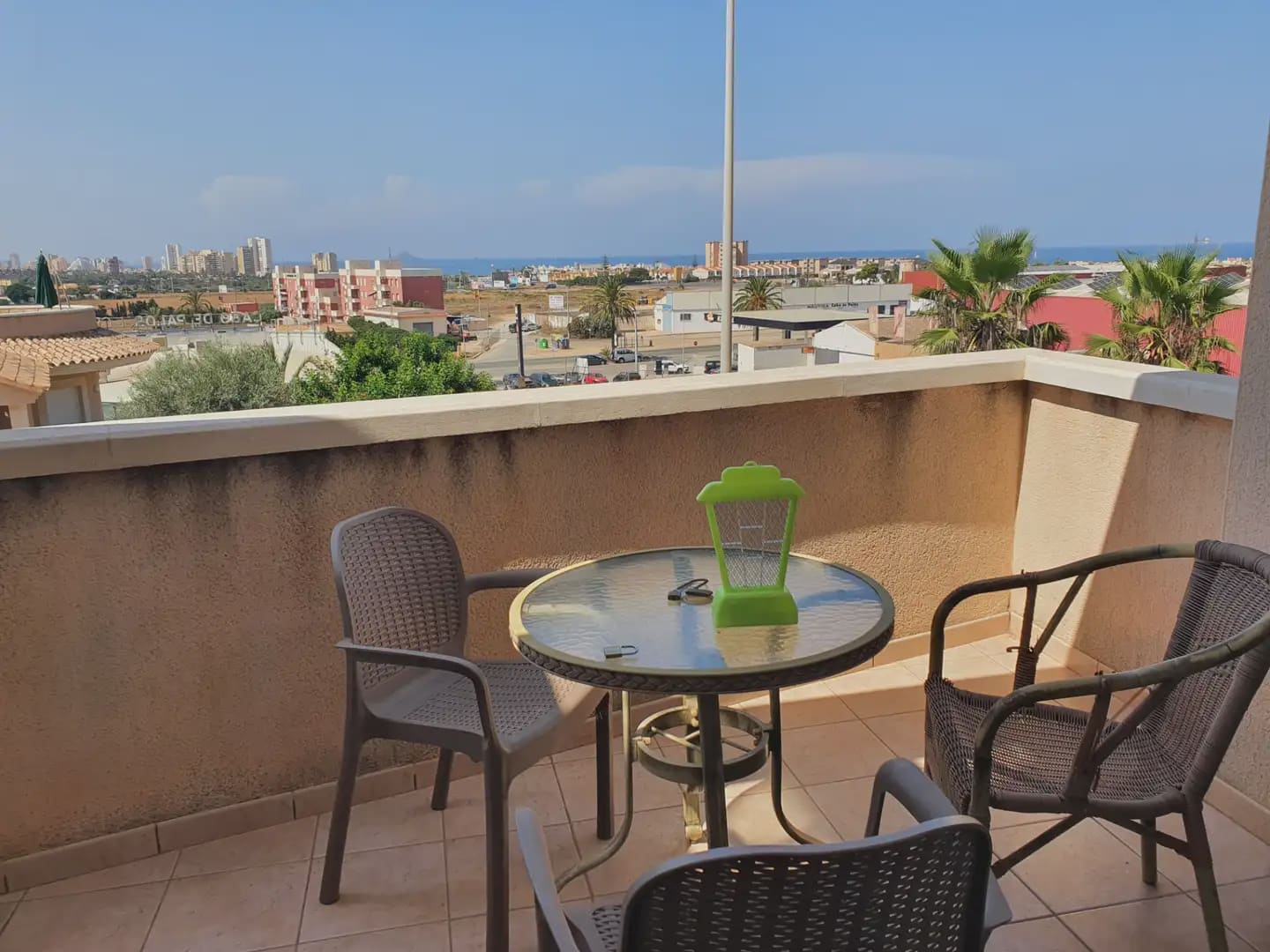Villa/Maison Mitoyenne de 3 chambres à louer à Cala Flores avec piscine garage - 1 500 € (Ref: 10021505)