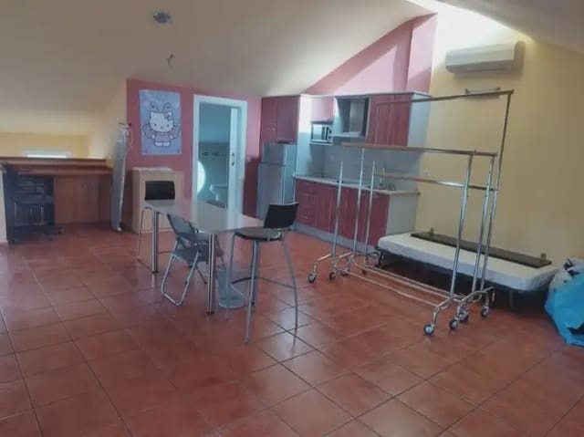 Erhverv til salg i La Manga del Mar Menor - € 115.000 (Ref: 9980579)