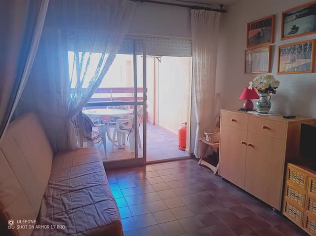 1 soverom Strandleiligheter til leie i La Manga del Mar Menor med svømmebasseng garasje - € 600 (Ref: 9980581)