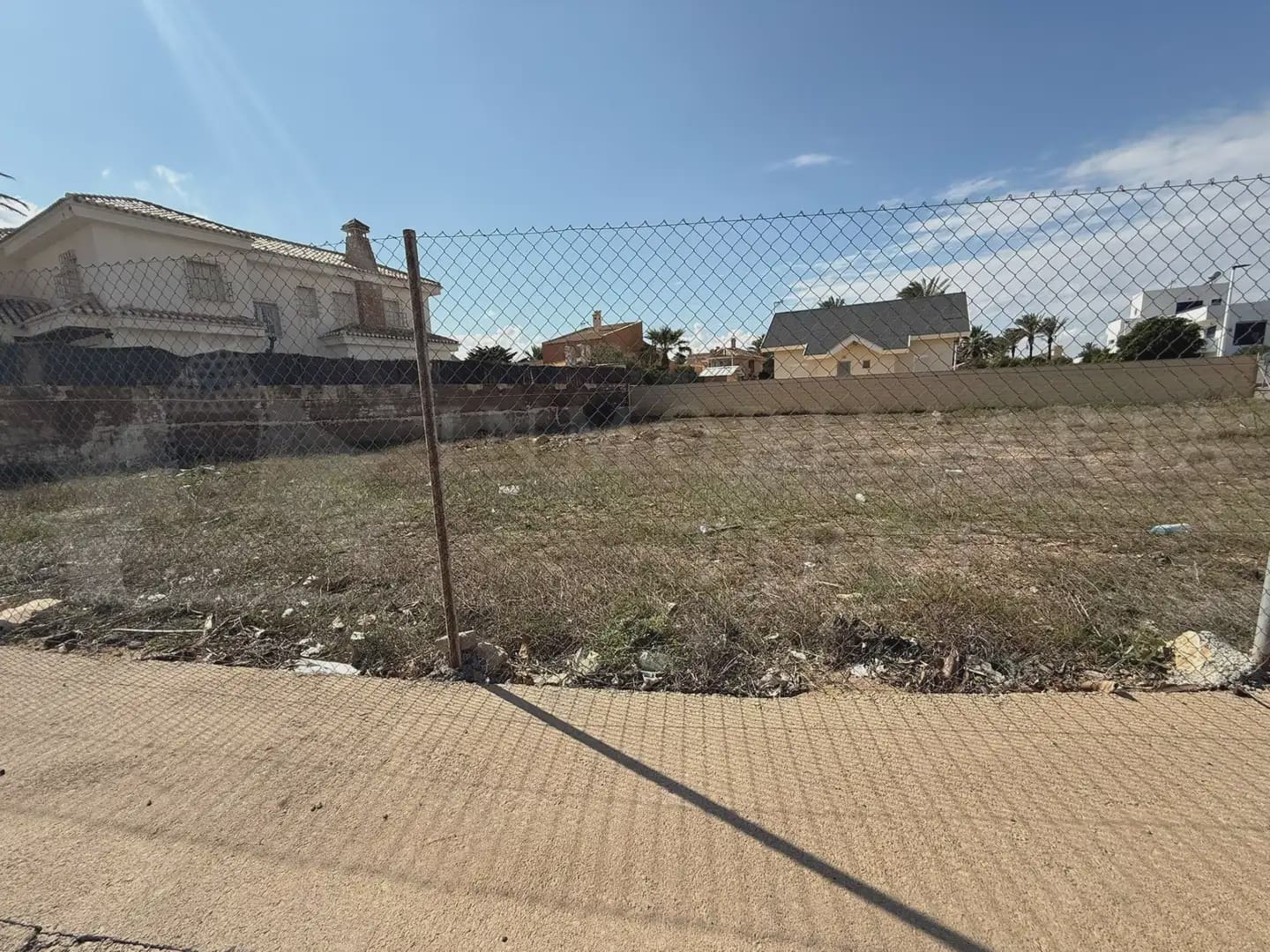 Solar/Parcela en La Manga del Mar Menor en venta - 200.000 € (Ref: 9980585)