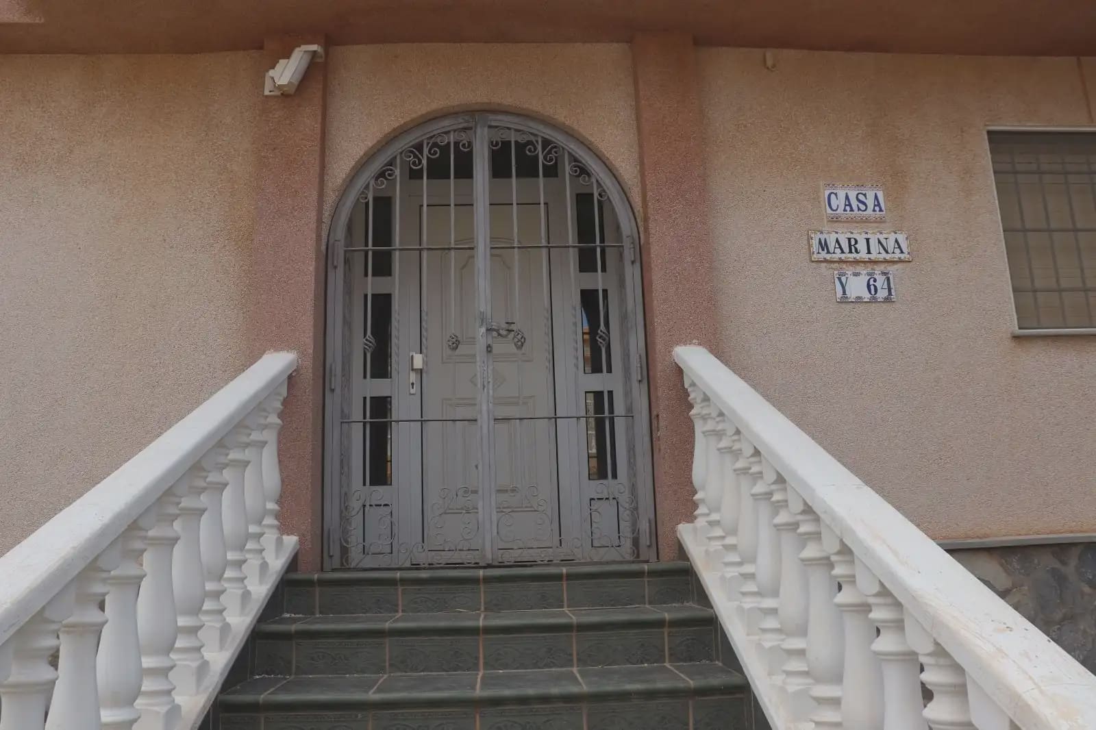 4 soverom Villa til salgs i La Manga del Mar Menor med svømmebasseng garasje - € 700 000 (Ref: 9980586)
