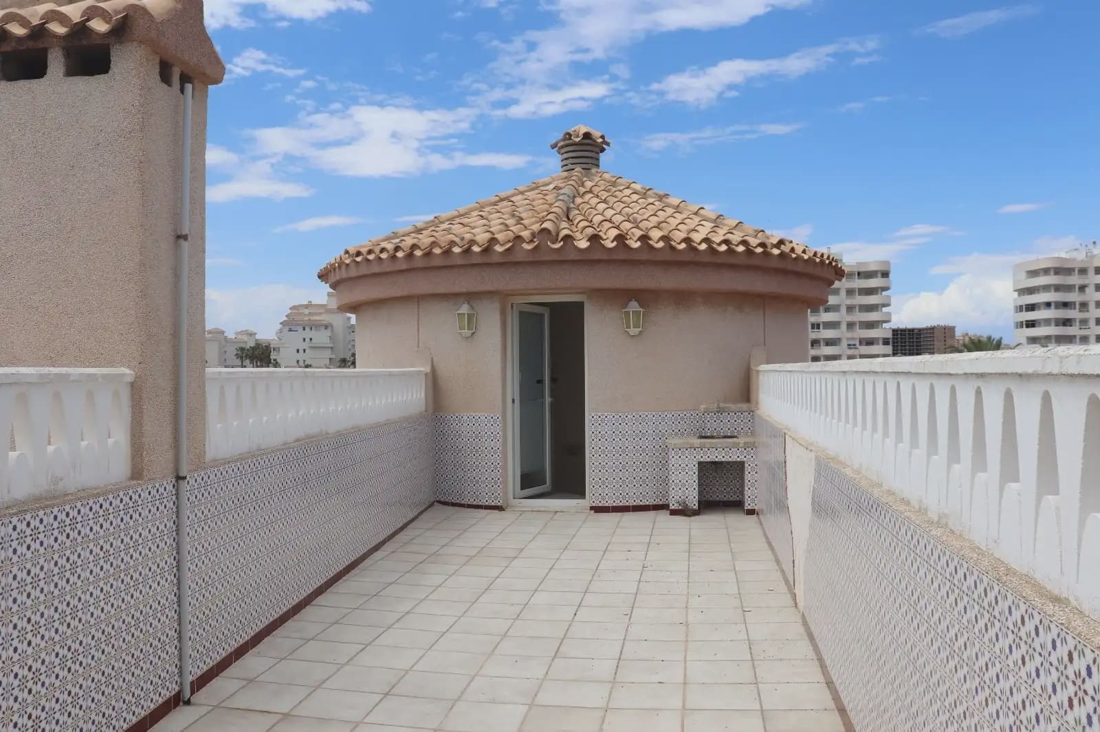 4 soverom Villa til salgs i La Manga del Mar Menor med svømmebasseng garasje - € 700 000 (Ref: 9980586)